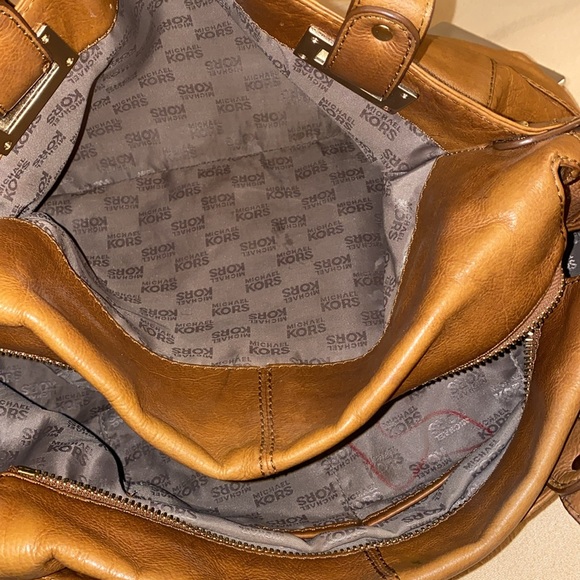 Michael By Michael Kors Vintage Tan Leather Satchel/Shoulder EUC - Picture 10 of 16